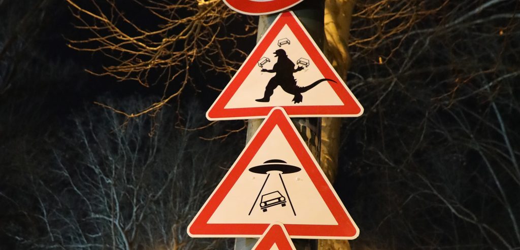 Városliget: Fekete lyukkal és godzillával az autók ellen