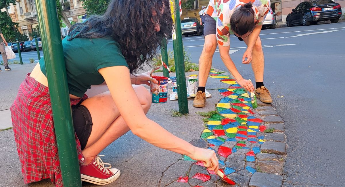 Passzivista leszek - Magyar Kétfarkú Kutya Párt