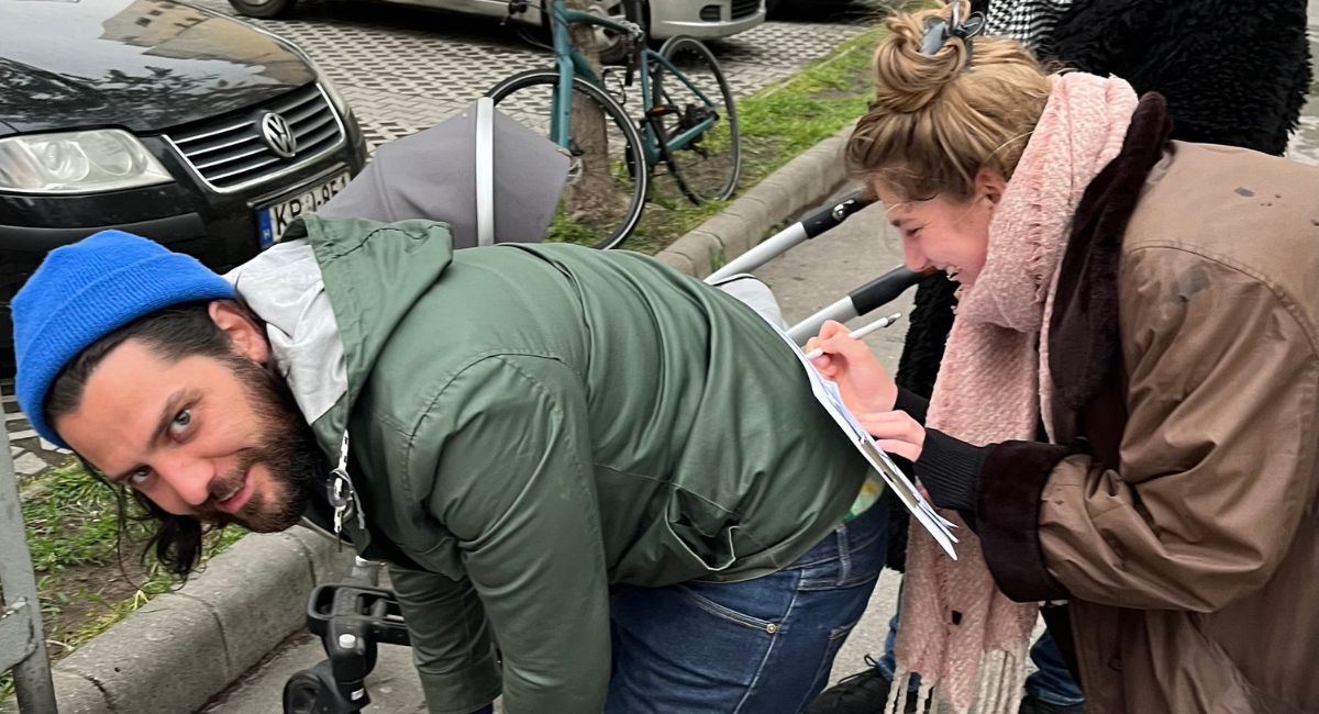 Passzivista leszek - Magyar Kétfarkú Kutya Párt