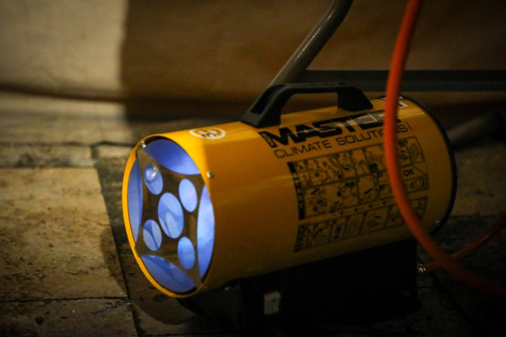 Helpsátor - éjjel-nappali melegedőpont - Nyugati - MKKP